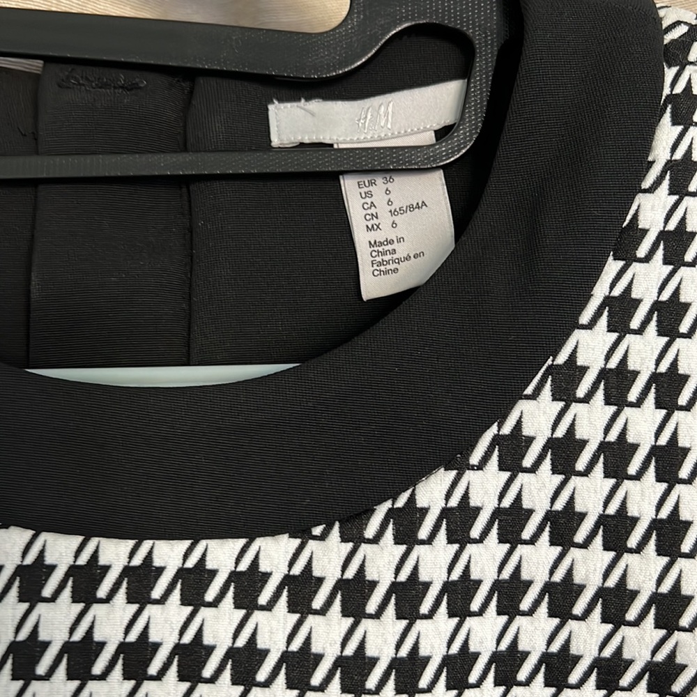 H&M cocktail dress 3/4 sleeve houndstooth print - Picture 4 of 9